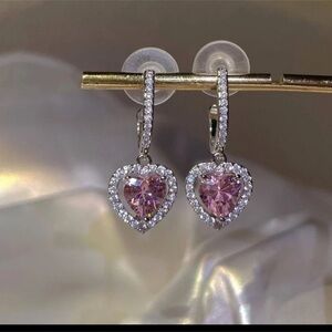 ✨NEW Elegant Pink Heart Earrings with Silver Rhinestone Crystal diamond Accents